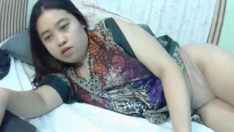 Snapshot of pinkish_shine chatting on 02.13.26 Hi its me shine online show from 02.13.26