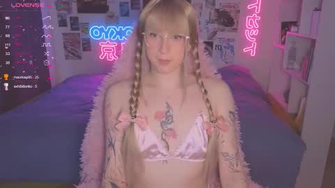 pinkvenom_ online show from 09.29.25