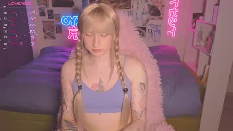 pinkvenom_ online show from 09.30.25