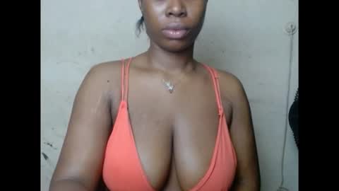 Snapshot of pinkxsugar chatting on 09.28.25 pinkxsugar online show from 09.28.25