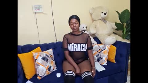 Pinky online show from 12.12.24