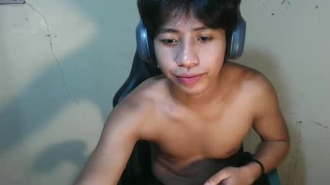 pinoy_fuckboyxxx online show from 05.14.26