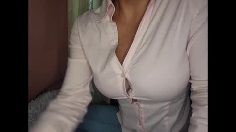 MILF Pippa online show from 10.03.25