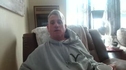 Snapshot of pirate334 chatting on 01.14.25 pirate334 online show from 01.14.25