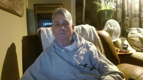 Snapshot of pirate334 chatting on 01.17.25 pirate334 online show from 01.17.25