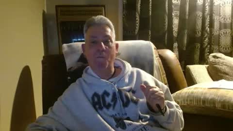 Snapshot of pirate334 chatting on 01.15.26 pirate334 online show from 01.15.26