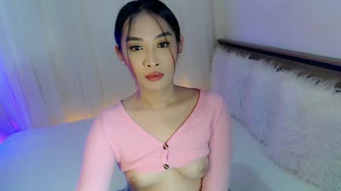 Ari online show from 12.24.24