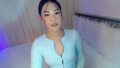 Ari online show from 10.20.25