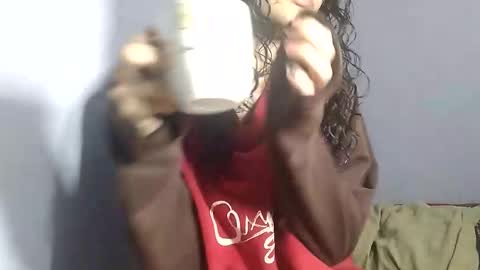 Snapshot of piscis_dreams chatting on 03.10.25 PiscisDreams online show from 03.10.25