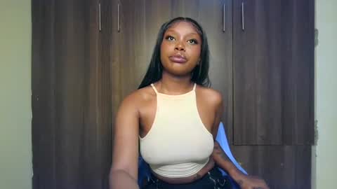 Snapshot of pixie_roman chatting on 06.22.26 Majesty online show from 06.22.26