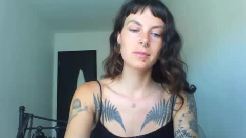 Snapshot of pixiecatfairy chatting on 09.12.25 pixiecatfairy online show from 09.12.25