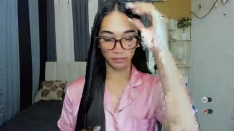 Snapshot of pixiedoll_ chatting on 02.14.26 pixiedoll_ online show from 02.14.26