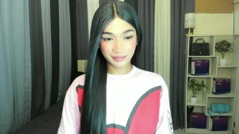 pixiedoll_ online show from 06.18.26
