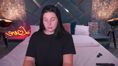 pixiehott online show from 10.21.25