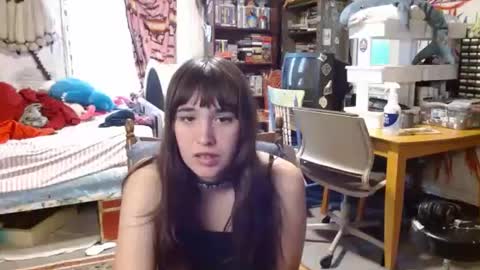 Izzy online show from 05.24.26