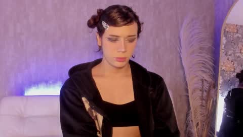 cris online show from 11.18.25