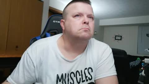 Snapshot of pkgotnos1 chatting on 03.08.26 pkgotnos1 online show from 03.08.26