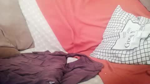 Snapshot of pla_mad chatting on 11.04.25 pla_mad online show from 11.04.25