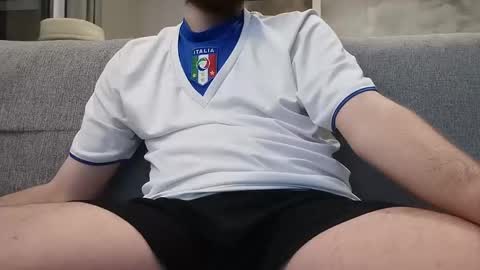 Snapshot of pladplad chatting on 12.10.24 PLADPLAS online show from 12.10.24