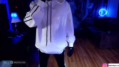 Snapshot of plasticme chatting on 03.06.26 plasticme online show from 03.06.26