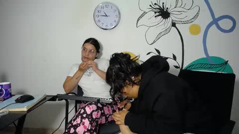 Snapshot of playful_girls3909 chatting on 03.04.25 sweed online show from 03.04.25