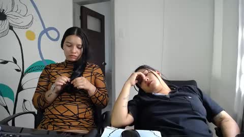 Snapshot of playful_girls3909 chatting on 03.05.25 sweed online show from 03.05.25