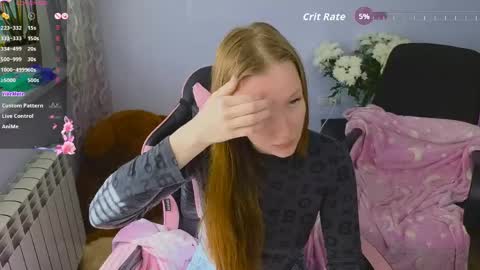 Snapshot of playful_mary chatting on 05.14.26 Masha online show from 05.14.26