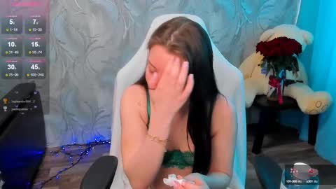 Snapshot of playfulkira chatting on 03.01.25 Kira online show from 03.01.25