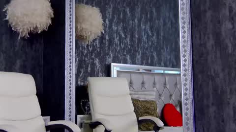 Snapshot of playfulnicole chatting on 01.11.25 PlayfulNicole online show from 01.11.25