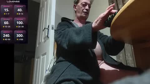 Play Me online show from 03.08.25