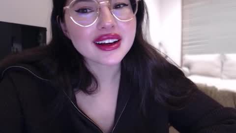 Mary online show from 12.18.25