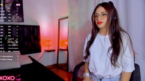 JUAN AND JULI online show from 02.12.25