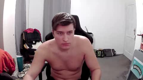 plkrisztian online show from 04.18.26