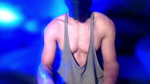 Snapshot of plush73 chatting on 01.18.25 StraightPlush online show from 01.18.25