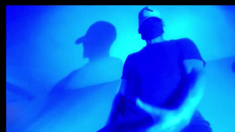 StraightPlush online show from 03.04.26