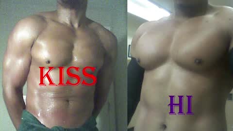 StraightPlush online show from 03.30.26