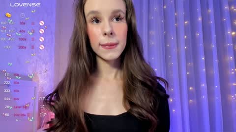 Snapshot of plusvibe chatting on 12.27.24 Sophie online show from 12.27.24