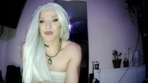 Pluto pullin online show from 11.02.25