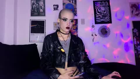    online show from 10.20.25