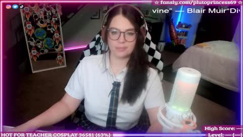 Pluto Princess online show from 09.25.25