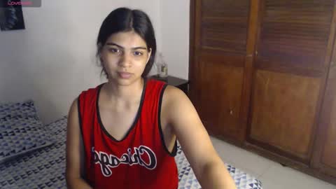 Snapshot of pocahontas_princess__ chatting on 11.23.25 Pocahontas online show from 11.23.25