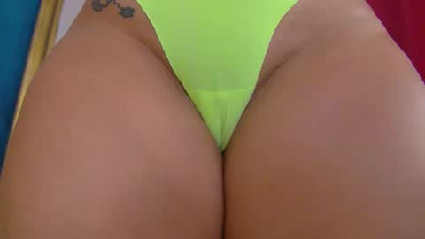 poison_milf_ online show from 09.21.25