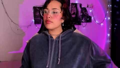 Snapshot of poison_willow chatting on 11.10.25 Willow Hours 12pm to 630pm Colombian time FRIDAY AND SUNDAY FREE DAYS online show from 11.10.25