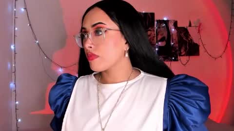 Snapshot of poison_willow chatting on 11.29.25 Willow Hours 12pm to 630pm Colombian time FRIDAY AND SUNDAY FREE DAYS online show from 11.29.25