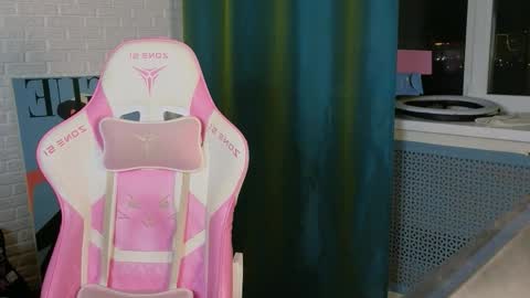 Candytrain online show from 11.21.25