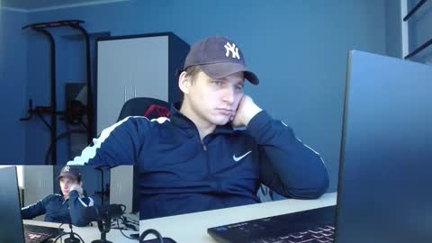 Snapshot of poliglotjoe2 chatting on 02.03.26 Poliglotjoe2 online show from 02.03.26