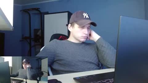 Snapshot of poliglotjoe2 chatting on 02.04.26 Poliglotjoe2 online show from 02.04.26