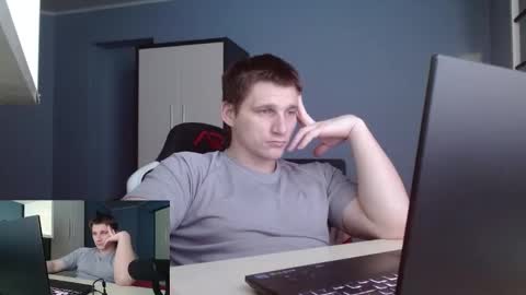 Snapshot of poliglotjoe2 chatting on 02.10.26 Poliglotjoe2 online show from 02.10.26