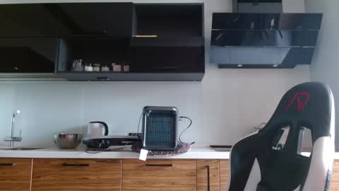 Snapshot of poliglotjoe2 chatting on 02.27.26 Poliglotjoe2 online show from 02.27.26