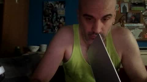 Snapshot of pollito1985 chatting on 03.04.26 DIEGO O DIEGUITO online show from 03.04.26